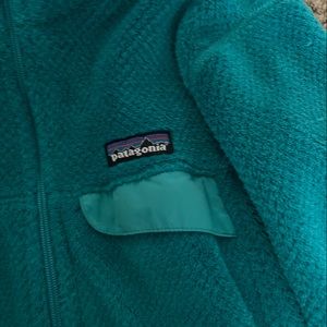 COPY - Teal Patagonia Zip-up.